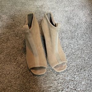 Suede Tan Heel
